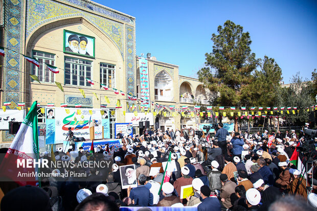 اجتماع اقشار مختلف مردم انقلابی قم در ۹ دی برگزار می شود