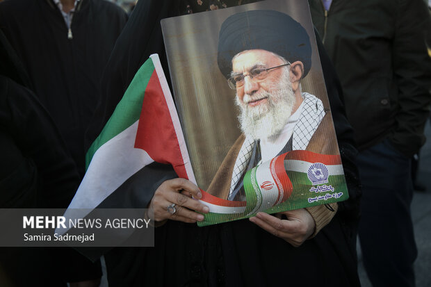 ۹ دی؛ روزی که مردم پرچم بصیرت را برافراشتند