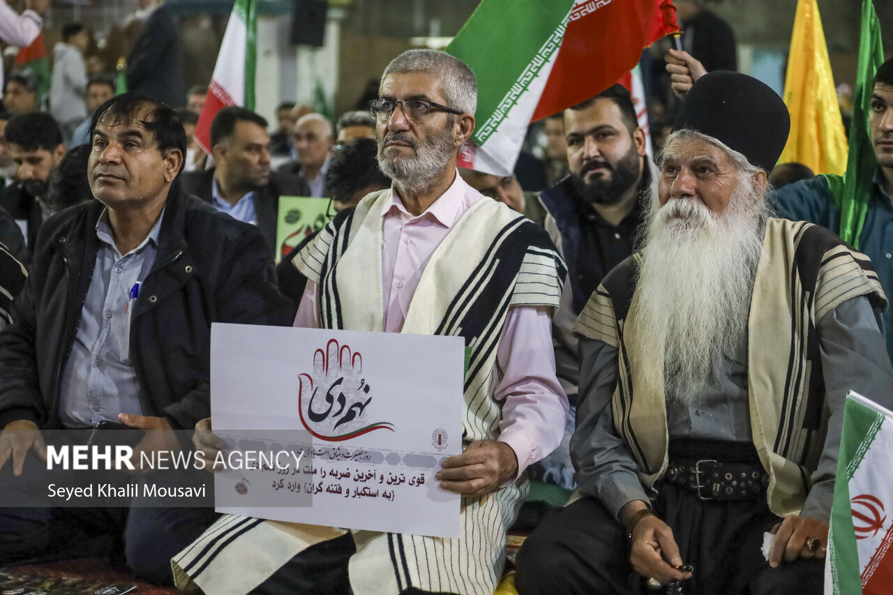 ۹ دی؛ روز اتمام حجت ملت با فتنهگران و تجدید بیعت با رهبری