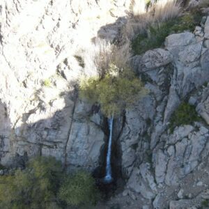 آبشار زیبای گَر در کش رودخانه حاجی‌آباد احیا شد