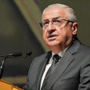 وزیر دفاع ترکیه: پس از پایان سال جاری برای همه سناریوها آماده‌ایم