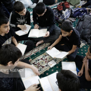 اعتکاف در بیش از ۶۰ کشور جهان اجرا می‌شود؛ فرصت انس جوانان با معنویت