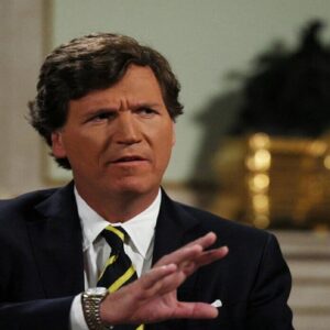 «تاکر کارلسون» از احتمال اعلام جنگ در سخنرانی ترامپ خبر داد