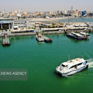 تردد شناورها در بندر شهید ذاکری از سر گرفته شد