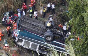 ۱۷ کشته در پی سقوط اتوبوس به دره در شمال غربی کلمبیا