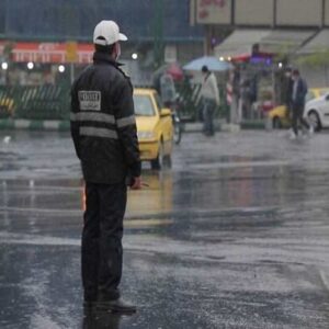 لغزندگی معابر تهران به‌دلیل بارش باران