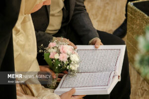 برگزاری جشن میلاد و مراسم عقد دانشجویی در کاروان‌های عمره دانشگاهیان