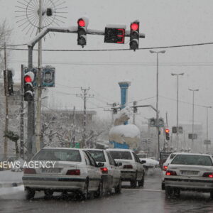 هشدار پلیس درباره بارندگی و لغزندگی جاده‌ها از فردا در نیمه‌غربی کشور