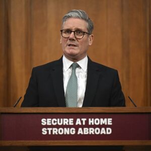 استارمر: اروپا قوی و متحد پشت اوکراین است!