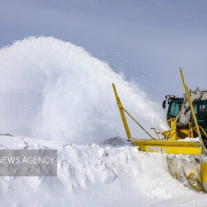 ۳ هزار تن نمک و ۲۰ دستگاه ماشین‌آلات راهداری در دماوند آماده زمستان