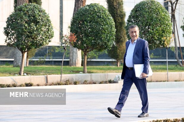 معاون اجرائی رئیس جمهور وارد شهریار شد