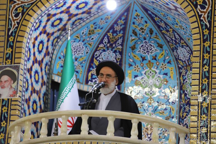 وحدت حوزه و دانشگاه، نیاز امروز جامعه اسلامی است