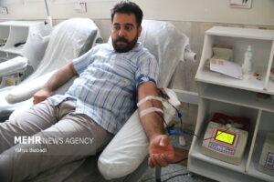 میزان دفعات اهدای خون در سال بین ۳ الی ۴ مرتبه است