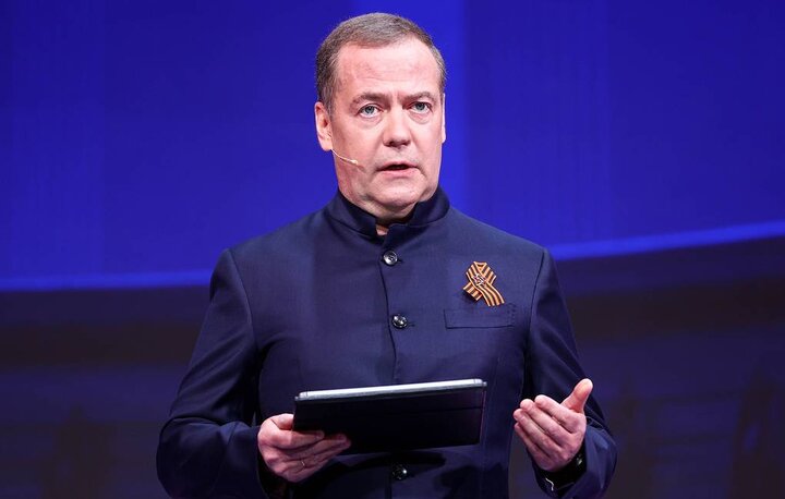 مقام امنیتی روسیه: زلنسکی باید تا آخر عمر مخفیانه زندگی کند