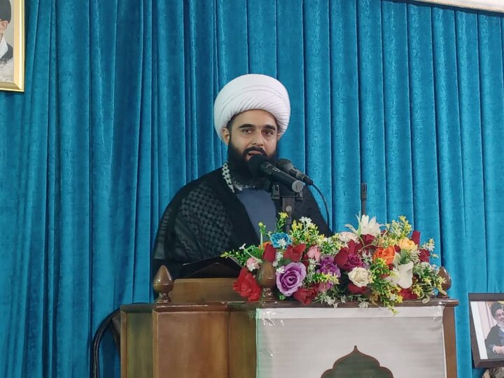 امام جمعه سیریک: اعتکاف فرصتی برای بازنگری در اعمال و تقویت ایمان است