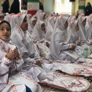 برگزاری جشن تکلیف کلاس سومی‌های زابل