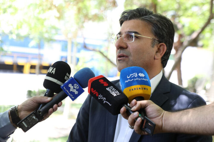 معاون استاندار تهران: ۹۲ پروانه فعال نیروگاه خورشیدی در استان صادر شد