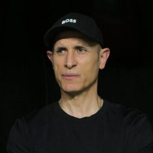 نحسی ۱۳ برای یحیی در اهواز با شعارهای تند/ فولاد جان بردن ندارد