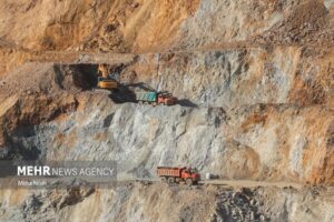 درآمد ۳۸ همتی دولت از بخش معدن؛ ۳۲۶ پهنه معدنی آزاد شد