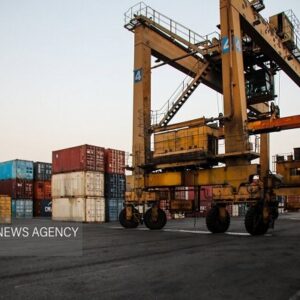 تداوم خام‌فروشی؛ هر تن کالای صادراتی ایران ۳۷۰ دلار ارزش دارد