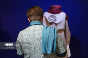 نوسانات ارز و مالیات، تولید ملی را به لب پرتگاه رسانده است