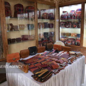 فروش ۶ میلیارد تومانی صنایع دستی ایلام در شهرهای مختلف عراق