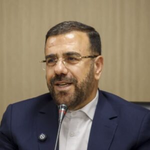 امیری:مطالبه‌گری علمی، کلید حل چالش‌های امروز کشور است