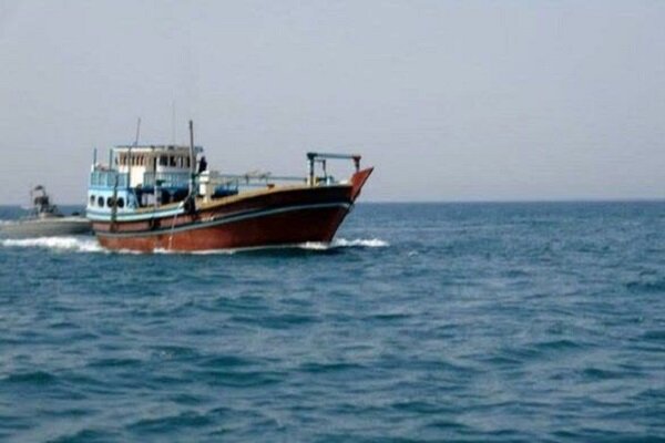عملیات توقیف ۴ شناور حامل قاچاق