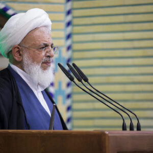 امام جمعه یزد: ضعف مدیریتی و فساد اثر تحریم‌ها را تشدید می‌کند