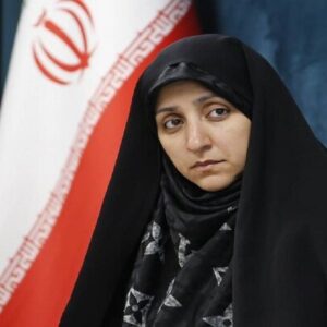 بهروز آذر: مسیر پیشرفت ایران بدون حضور هم‌زمان مردم امکان پذیر نیست