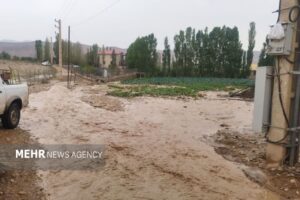 خسارت ۳٠ هزار میلیارد ریالی سیل به راه های بشاگرد هرمزگان