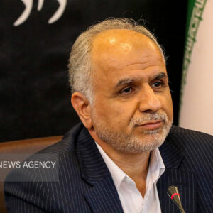 وزیر دادگستری به قطر سفر کرد