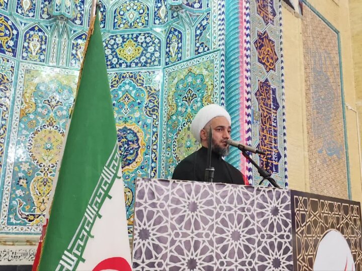 دهقانی: سکوت در برابر منکر زمینه نابودی ایمان جامعه را فراهم می‌کند