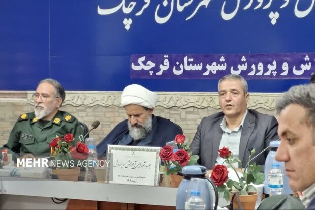 فرماندار قرچک: ۲ مدرسه ۱۵ کلاسه کلنگ زنی می‌شود