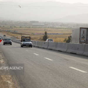 آزادراه کاشان-نطنز لغزنده است