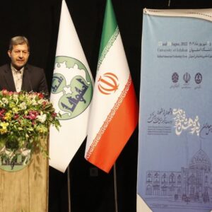 ظرفیت‌های لنجان برای توسعه متوازن استان اصفهان بکارگیری شود