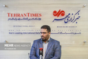 بختیاری‌زاده: قیمت و کیفیت میوه در همه میادین تره بار تهران یکسان است