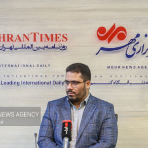 بختیاری‌زاده: قیمت و کیفیت میوه در همه میادین تره بار تهران یکسان است