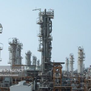 ۲۳ درصد ظرفیت گاز صنعت پتروشیمی خالی است
