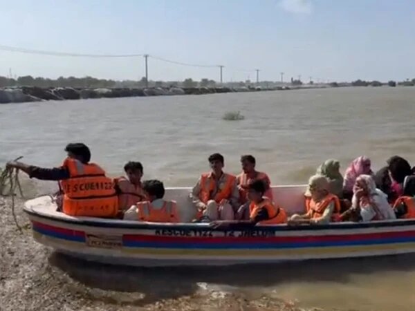 مدیریت بحران در شرق هرمزگان چگونه پیش میرود؟