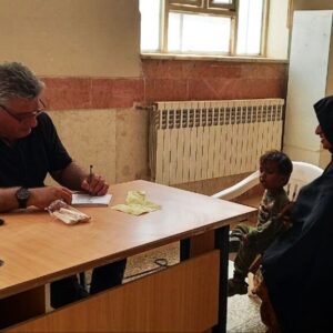 فرماندار رودان: شرایط فعلی درمانگاه بیکاه در شأن مردم نیست