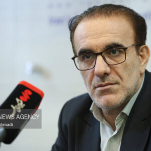 برای ویزیت رایگان مادران پس از زایمان باید برنامه‌ریزی کرد