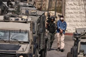 بازداشت دهها فلسطینی در کرانه باختری از سوی نظامیان اسرائیلی
