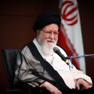 علم الهدی:کافه نشینی و قلیان بستر پنهان گسترش اعتیاد جوانان است