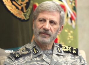 امیر حاتمی: همکاری با دانش‌بنیان‌ها با سرعتی مضاعف تداوم یابد