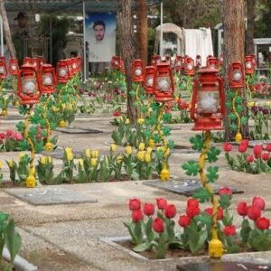 «میدری» نسبت به شهدای استان سمنان ادای احترام کرد