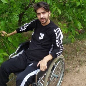 محمدزاده: روند تعیین درصد جانبازی سرباز فاروجی تسریع شد