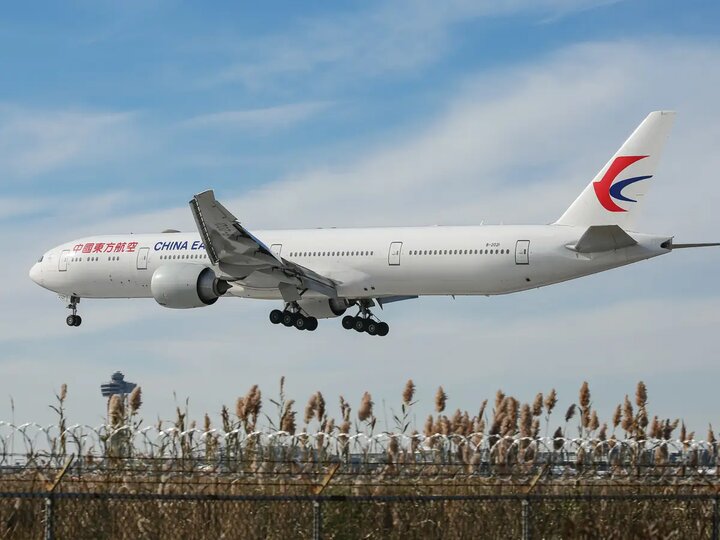 پرواز زاهدان - جده در شیراز فرود آمد