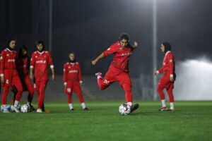 پرسپولیس باز هم باخت/ بازی بزرگ به سود ایستا رقم خورد