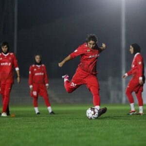 پرسپولیس باز هم باخت/ بازی بزرگ به سود ایستا رقم خورد